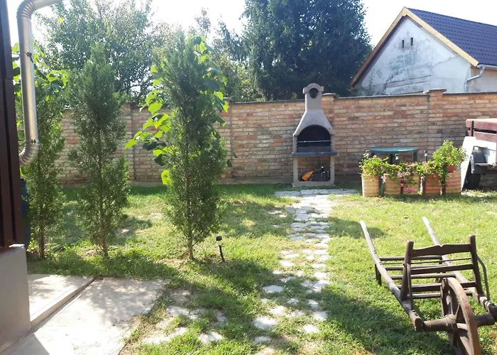 Appartamento In 38456 *