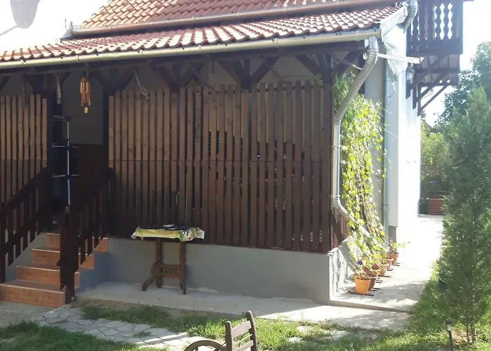 In 38456 * Balatonszemes